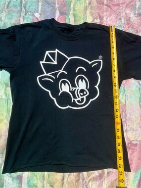 Black vintage Graphic Tee with White Cartoon Pig Design